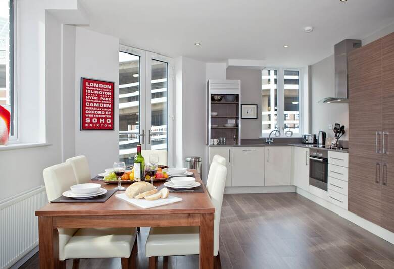 Apartamentos One Whites Row