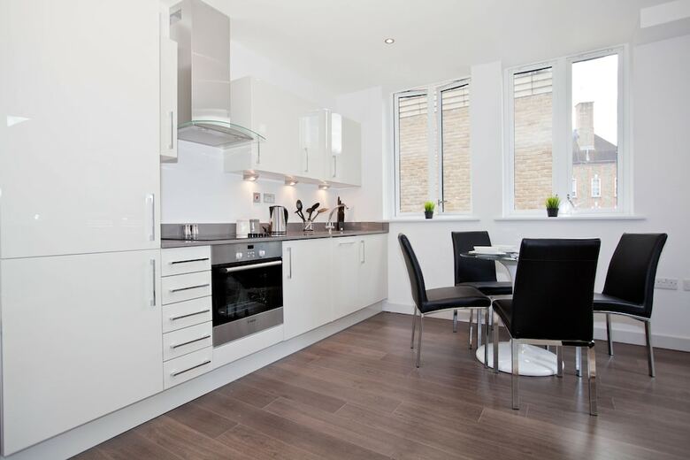 Apartamentos One Whites Row