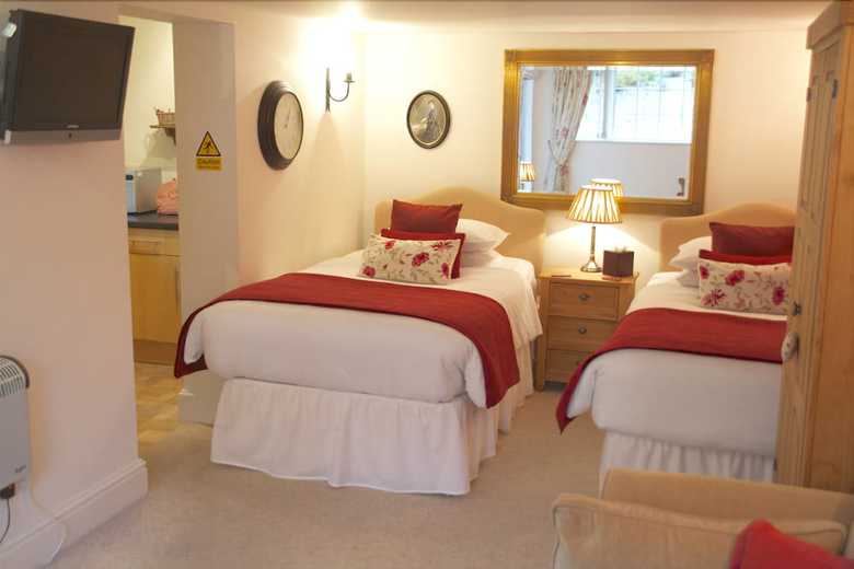 Heath Close B&B