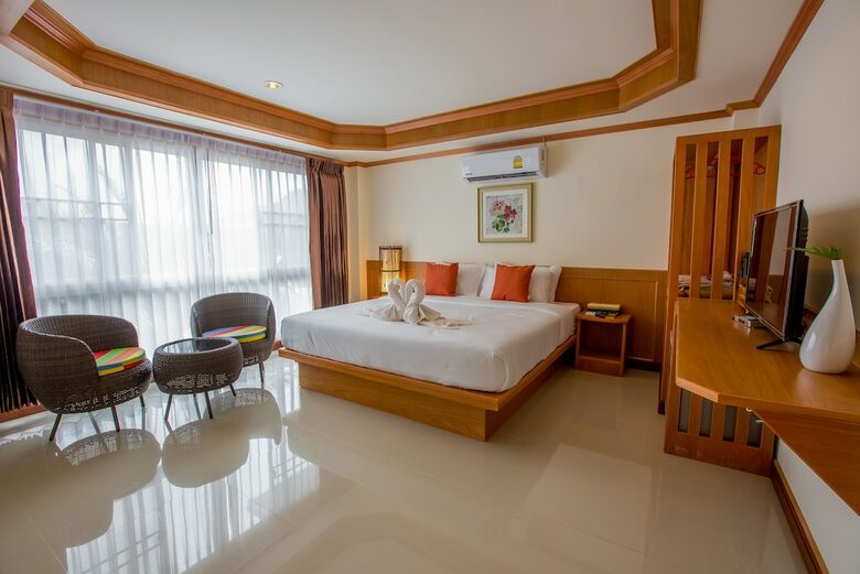 Hotel Phurua Inn