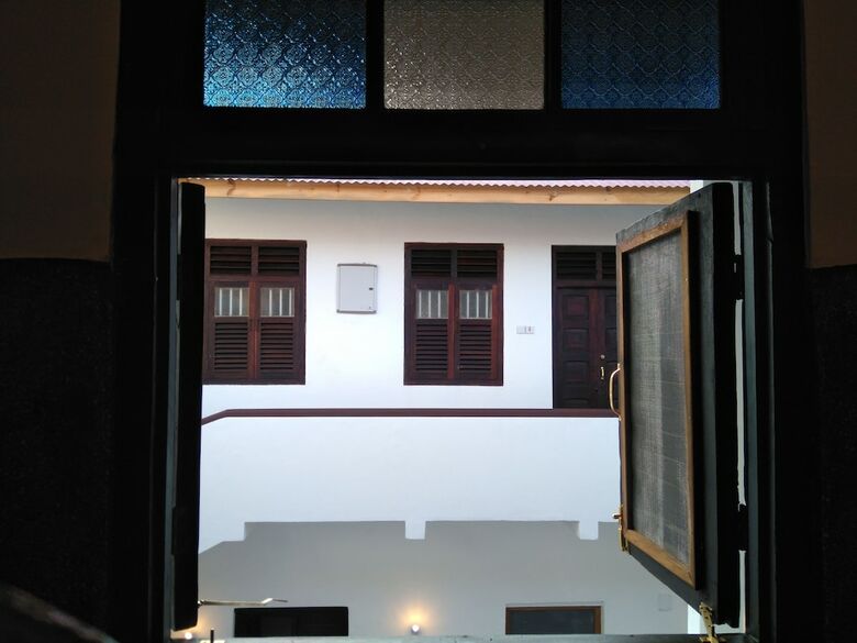 Hostal Zlife Hostel