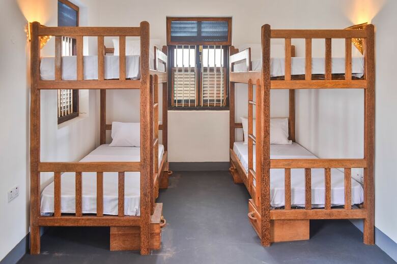 Hostal Zlife Hostel