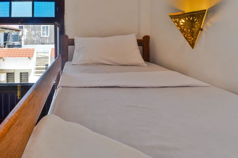 Hostal Zlife Hostel