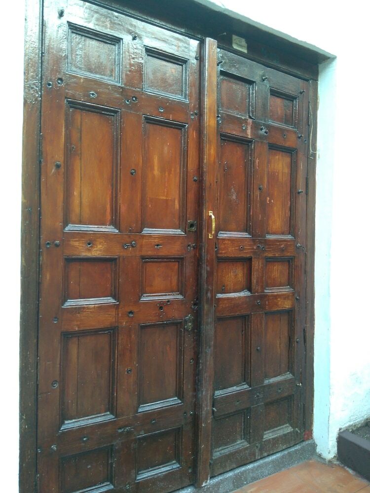 Hostal Zlife Hostel