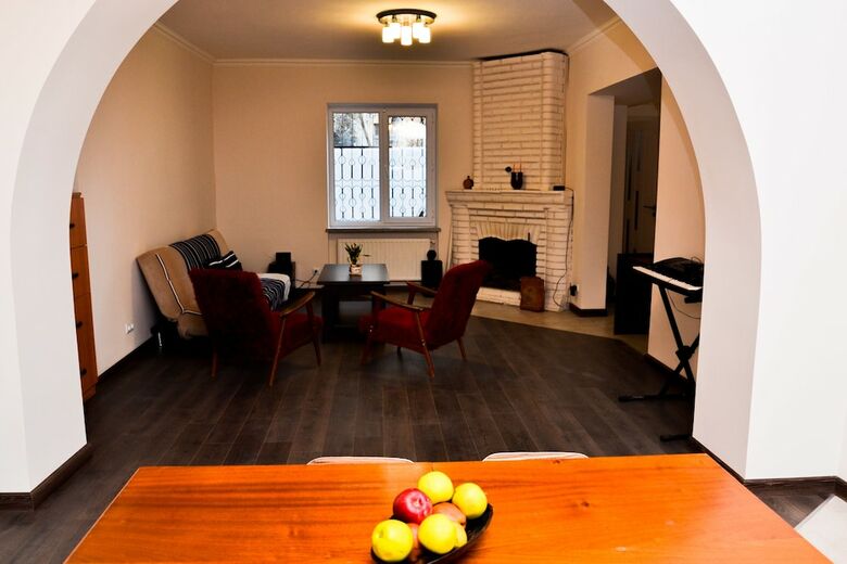 Hostal Apri Hostel
