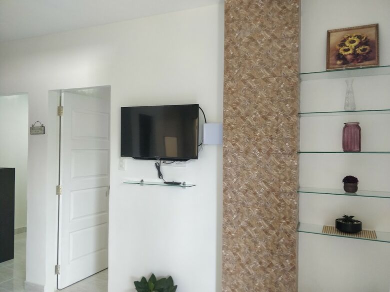 Hotel Spacious Private Apartment At Laorenza Residences