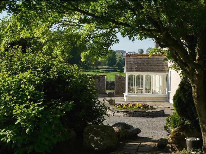 O'briens Cashel Lodge