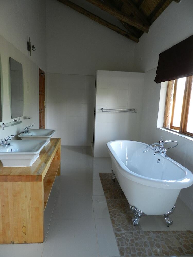 Posada Kutandara Lodges