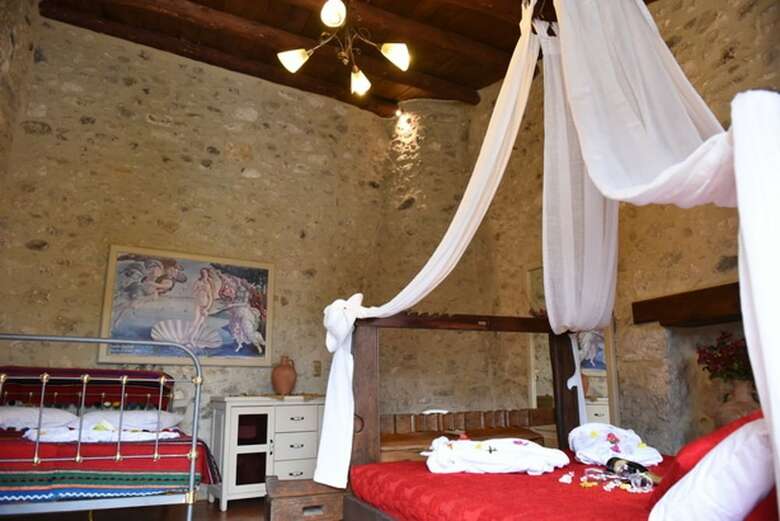 House With 2 Bedrooms In Rethymno - 8 Km From The Beach