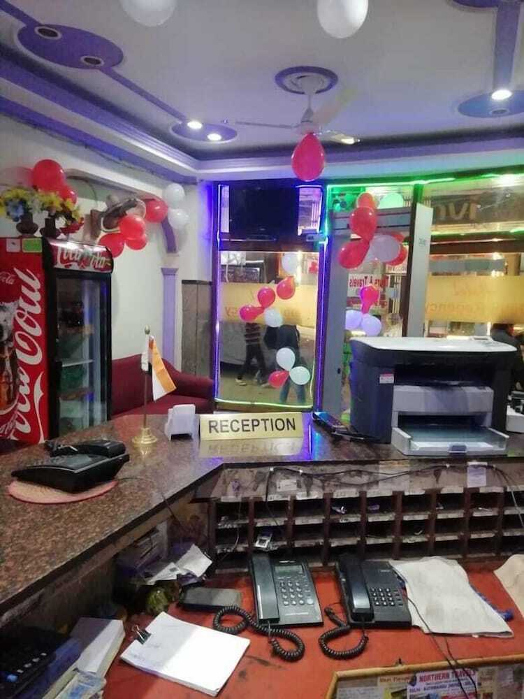 Hotel Delhi Regency