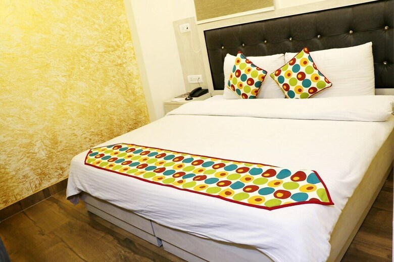 Hotel Pals Inn