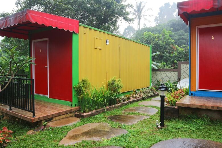 Container Inn Hotel