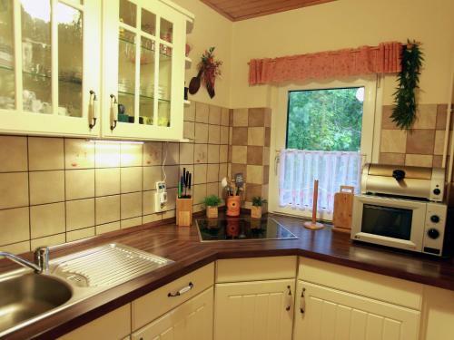 Attractive Holiday Home In Waltershausen With Fireplace