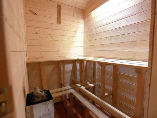 Attractive Holiday Home In Waltershausen With Fireplace