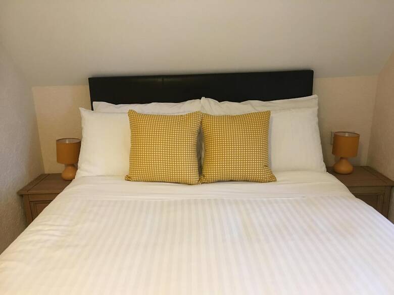 Hotel Tranmere House
