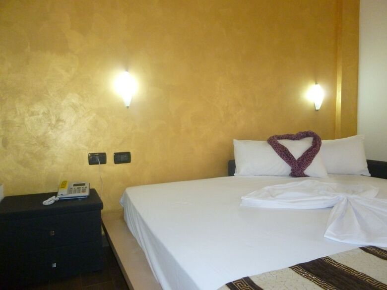 Hotel Red Apple