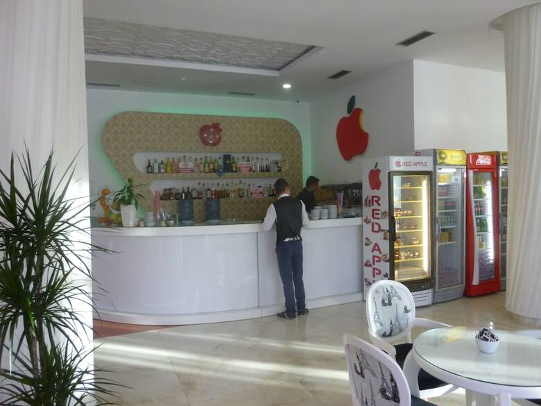 Hotel Red Apple