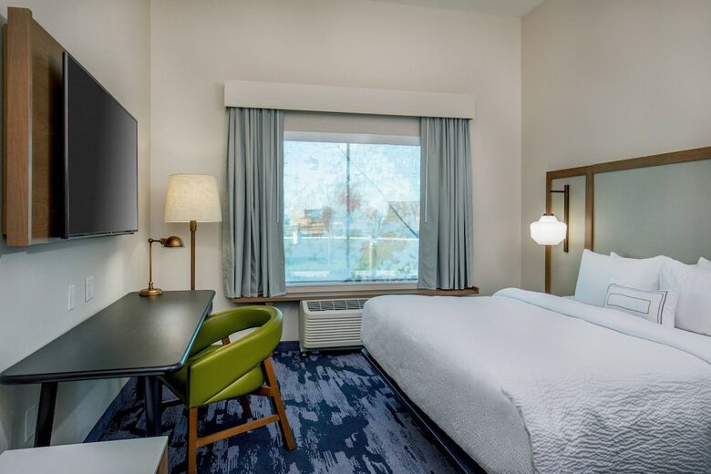 Hotel Fairfield Inn & Suites By Marriott Mcpherson