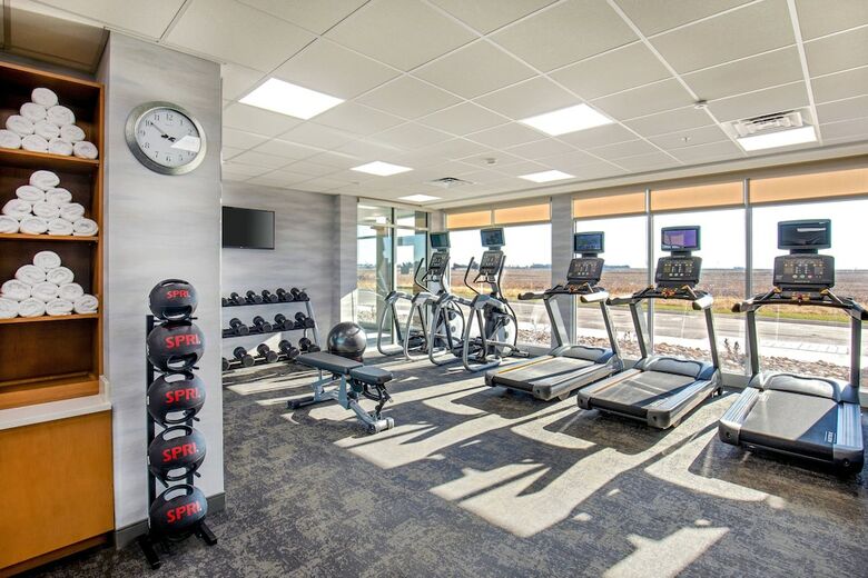 Hotel Fairfield Inn & Suites By Marriott Mcpherson