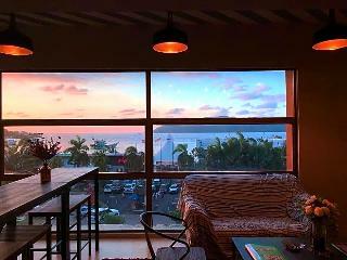 Seaview Capsule Hotel - Hostel