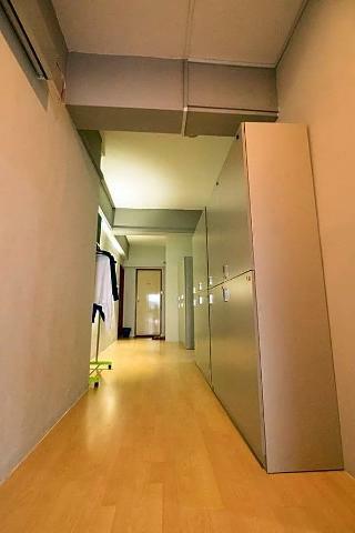 Seaview Capsule Hotel - Hostel