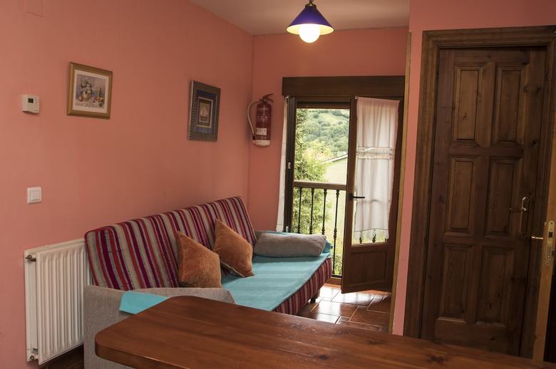Apartamentos La Regoria