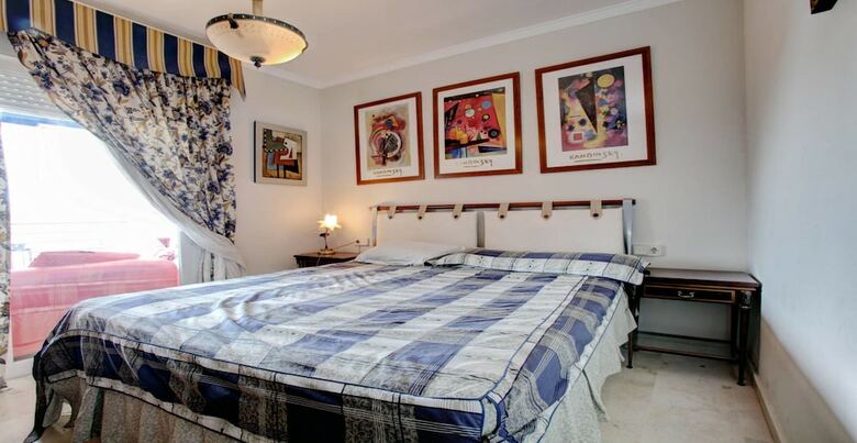 Apartamentos Luxurious Penthouse Puerto Banus