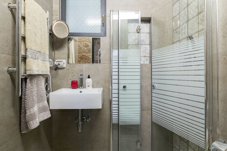 Best Location Jerusalem Stone Apartment