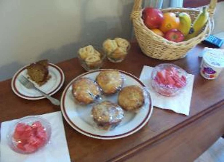 Bed & Breakfast Old Winterport Commercial House