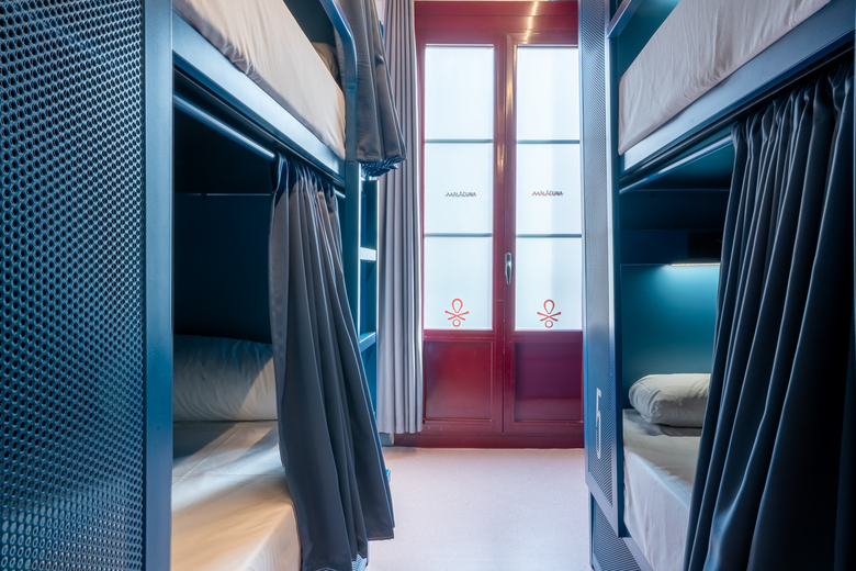 Hostal Ideal Youth Hostel