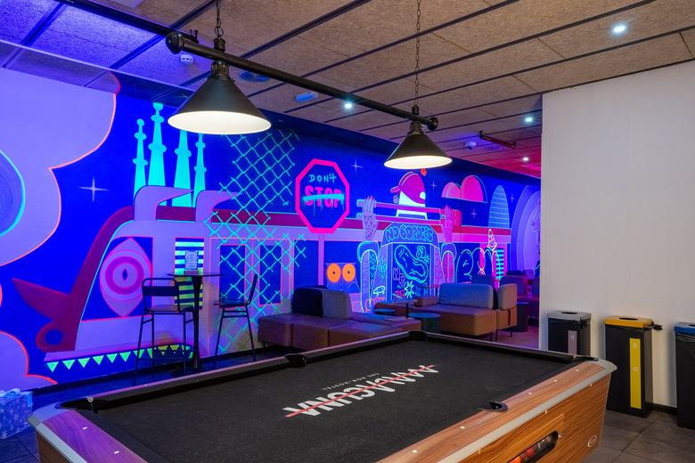 Hostal Ideal Youth Hostel