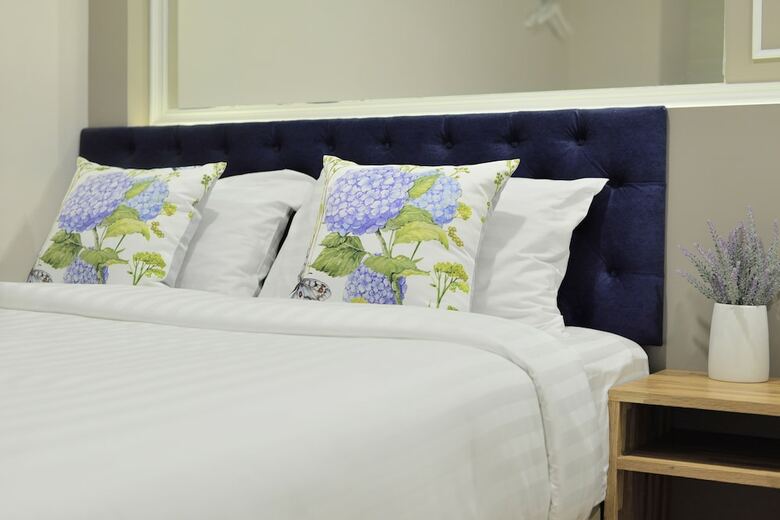 De Lavender Bangkok Hotel