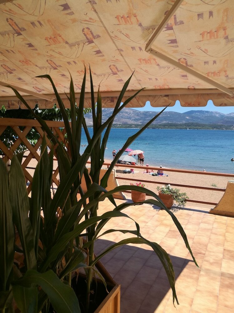 Apartamentos Alekos Beach Houses-amalia