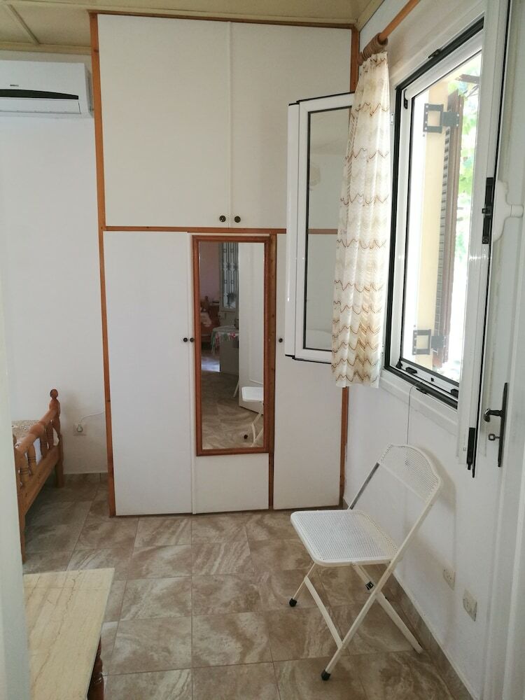 Apartamentos Alekos Beach Houses-amalia