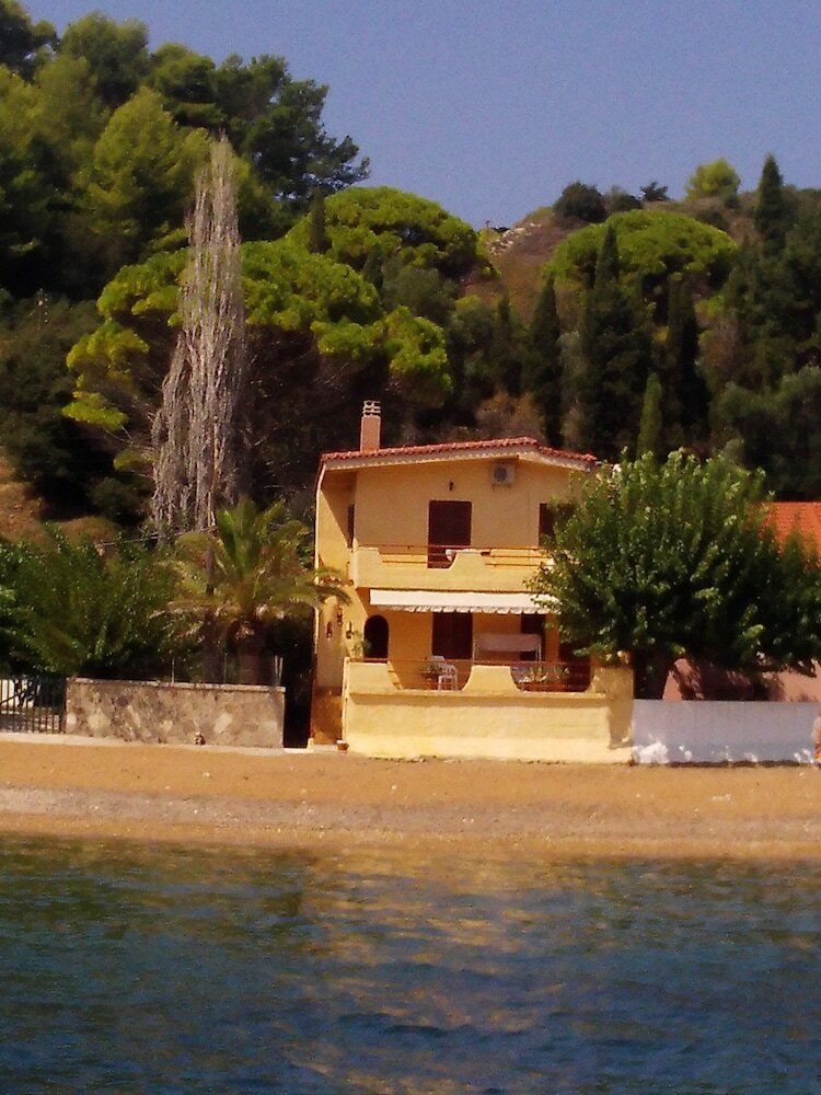 Apartamentos Alekos Beach Houses-amalia