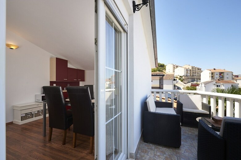 Apartmani Knezovic