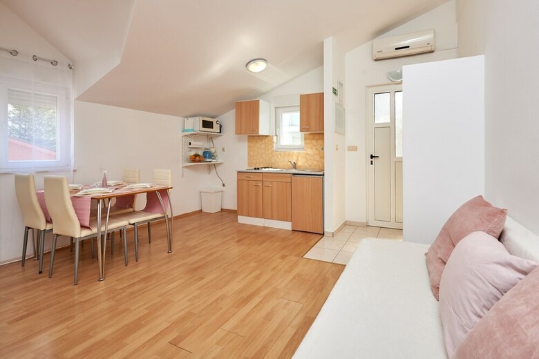 Apartmani Knezovic