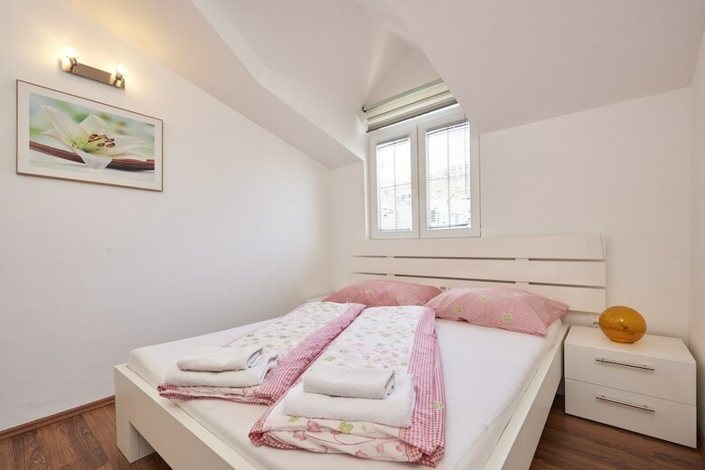 Apartmani Knezovic