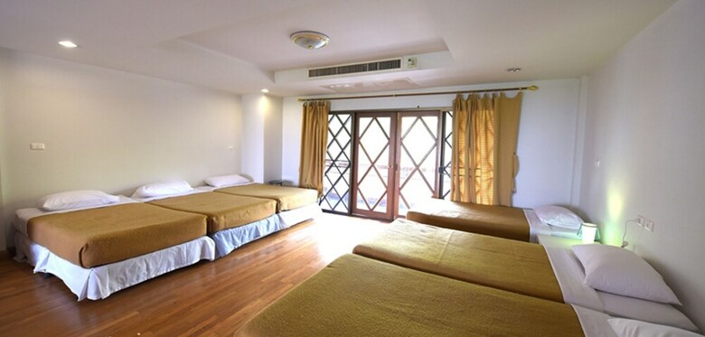 Apartamentos Phuripimarn Penthouse