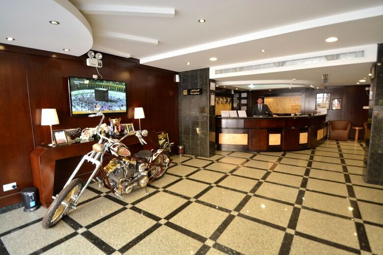 High End Gardens Aparthotel