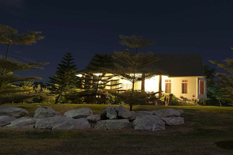 Hotel Sleepy Lagoon
