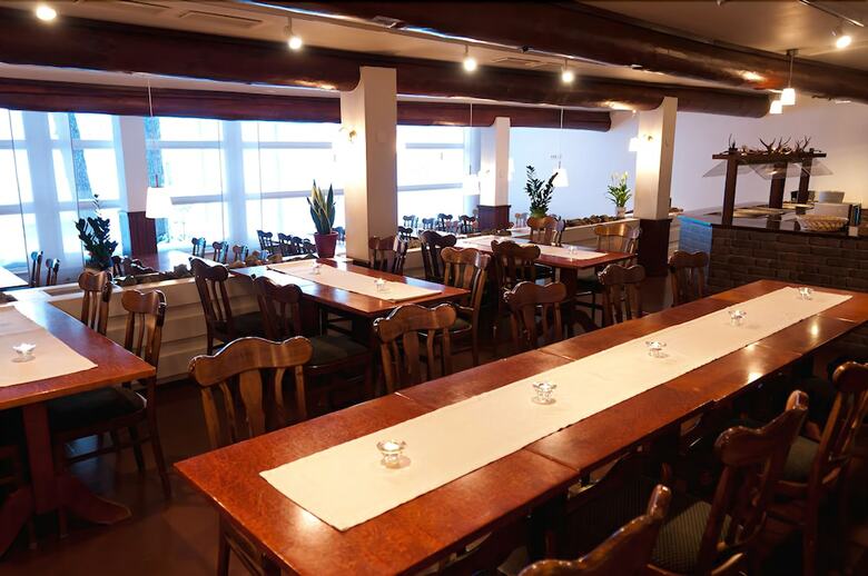 Yll�s Lake Hotel