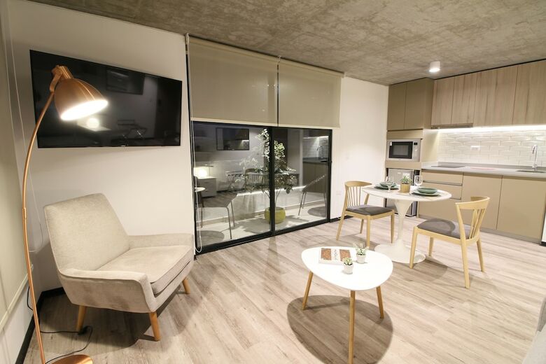 Hotel Hub Aparts & Suites
