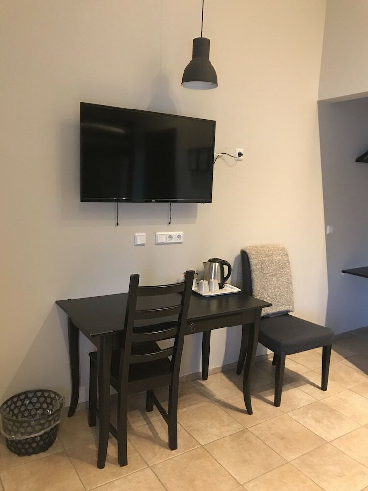 Hotel H�tel Rj�kandi