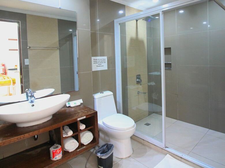 Hotel Manarra Seaview Resort