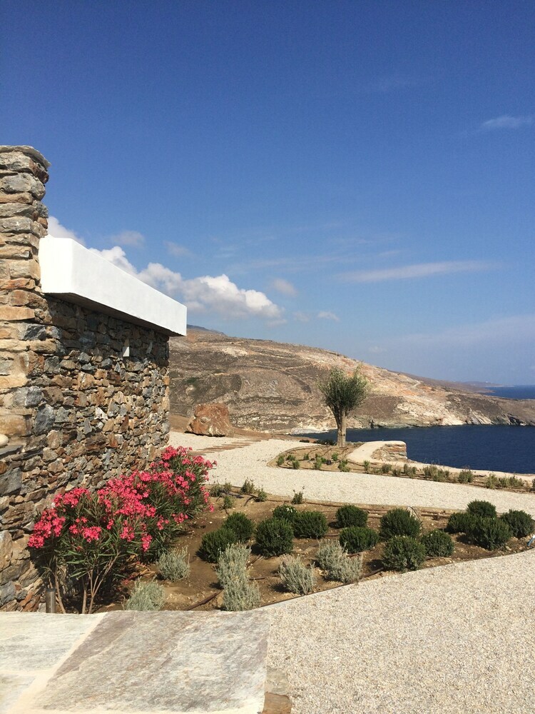 Vathi Bleu Private Villas