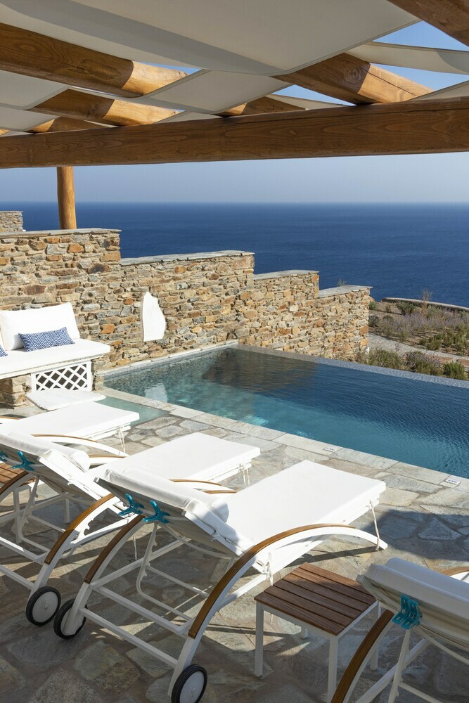 Vathi Bleu Private Villas