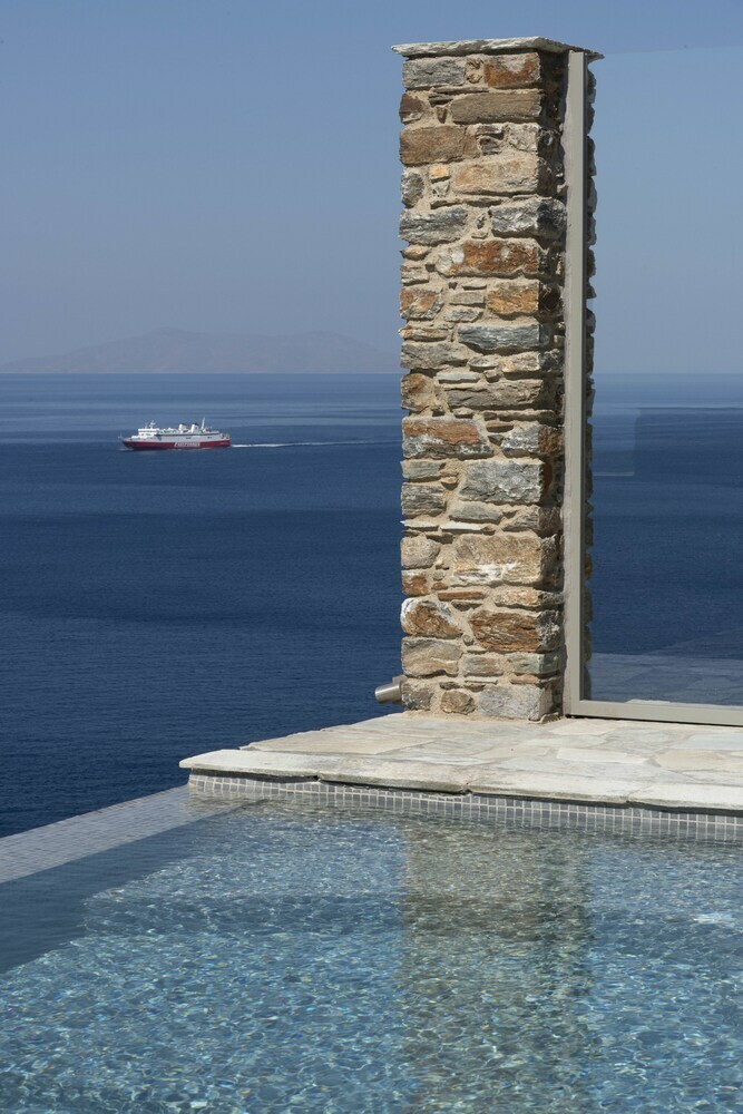 Vathi Bleu Private Villas