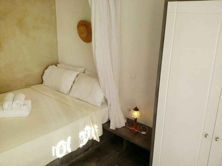 Diosmarini Studios & Apartments