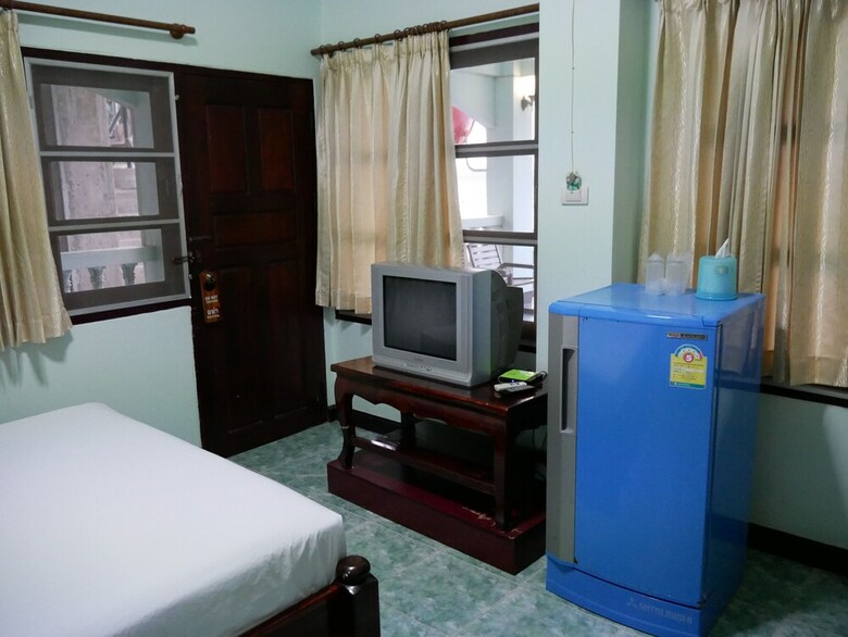 Samoar Riverside Hotel